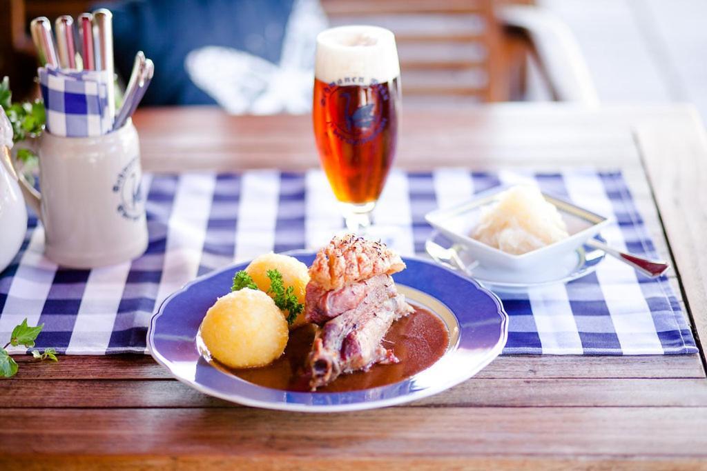 Hotel Brauereigasthof Schwanenbraeu Ebermannstadt Eksteriør billede